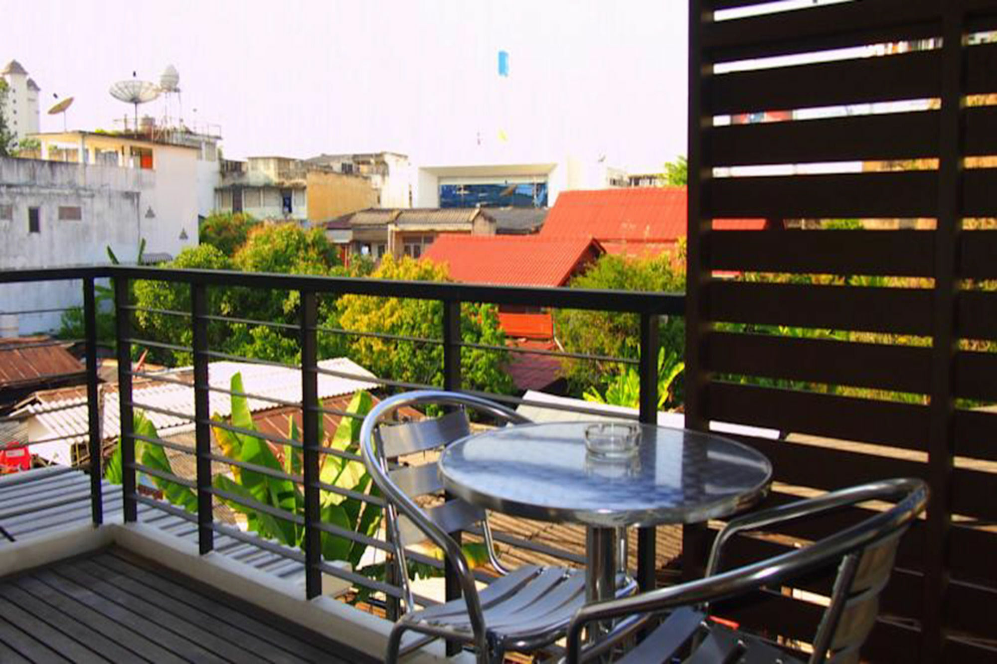 Studio 365 Serviced Apartments Chiang Mai Extérieur photo